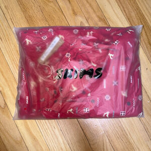 Women's SKIMS Cranberry Vintage Deer Print Cropped Henley Sleep Set L SKU689